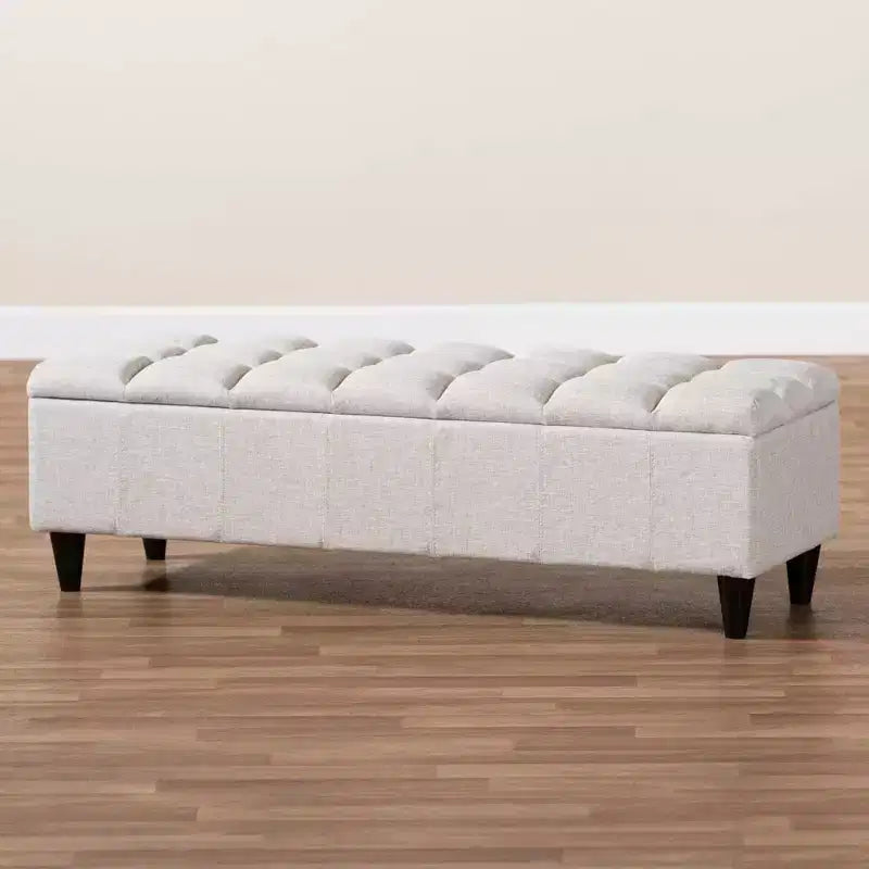 Puf otomano de almacenamiento con tapa elevable, tapizado capitoné color crema - 1 asiento
