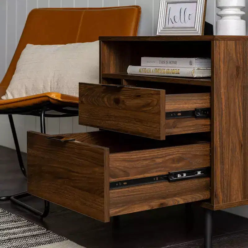Mesa de Noche Moderna de Nogal Oscuro con Cajón y Estante Abierto — 1 Persona