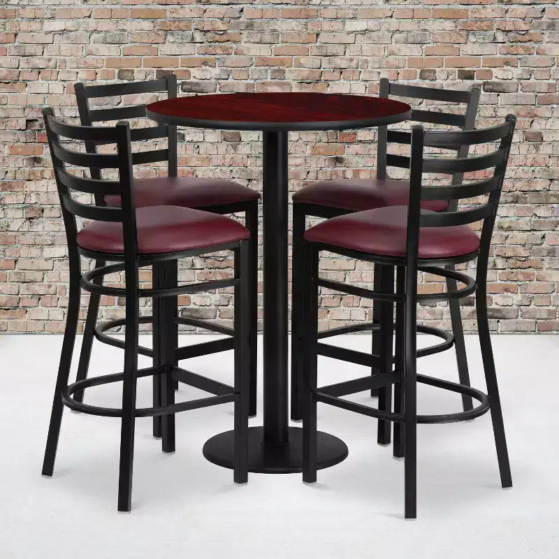 Juego de mesa redonda de altura de barra de 30'' y 4 taburetes de barra – Cubierta negra/caoba/natural/nogal, asiento de vinilo negro/burgundy, 4 plazas