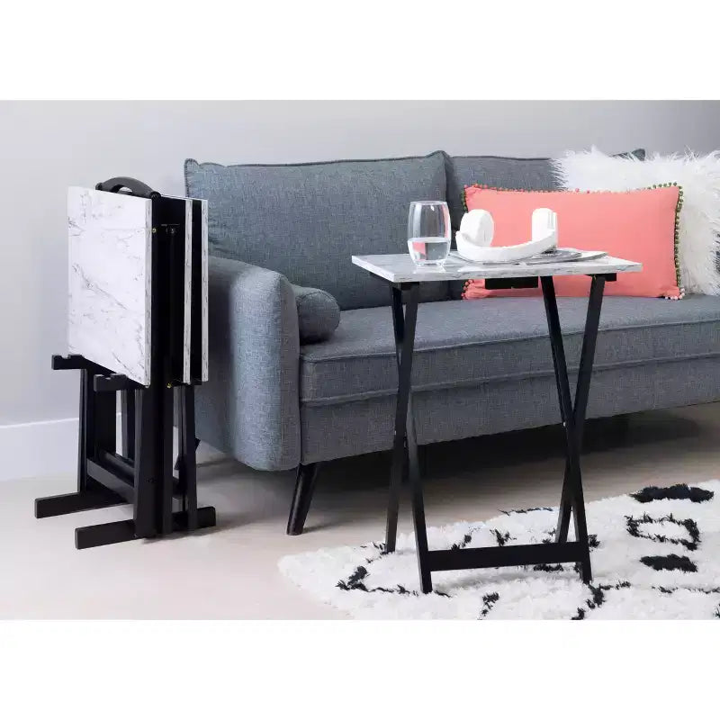 Juego de 4 mesas plegables con bandeja de mármol sintético marrón/blanco con soporte